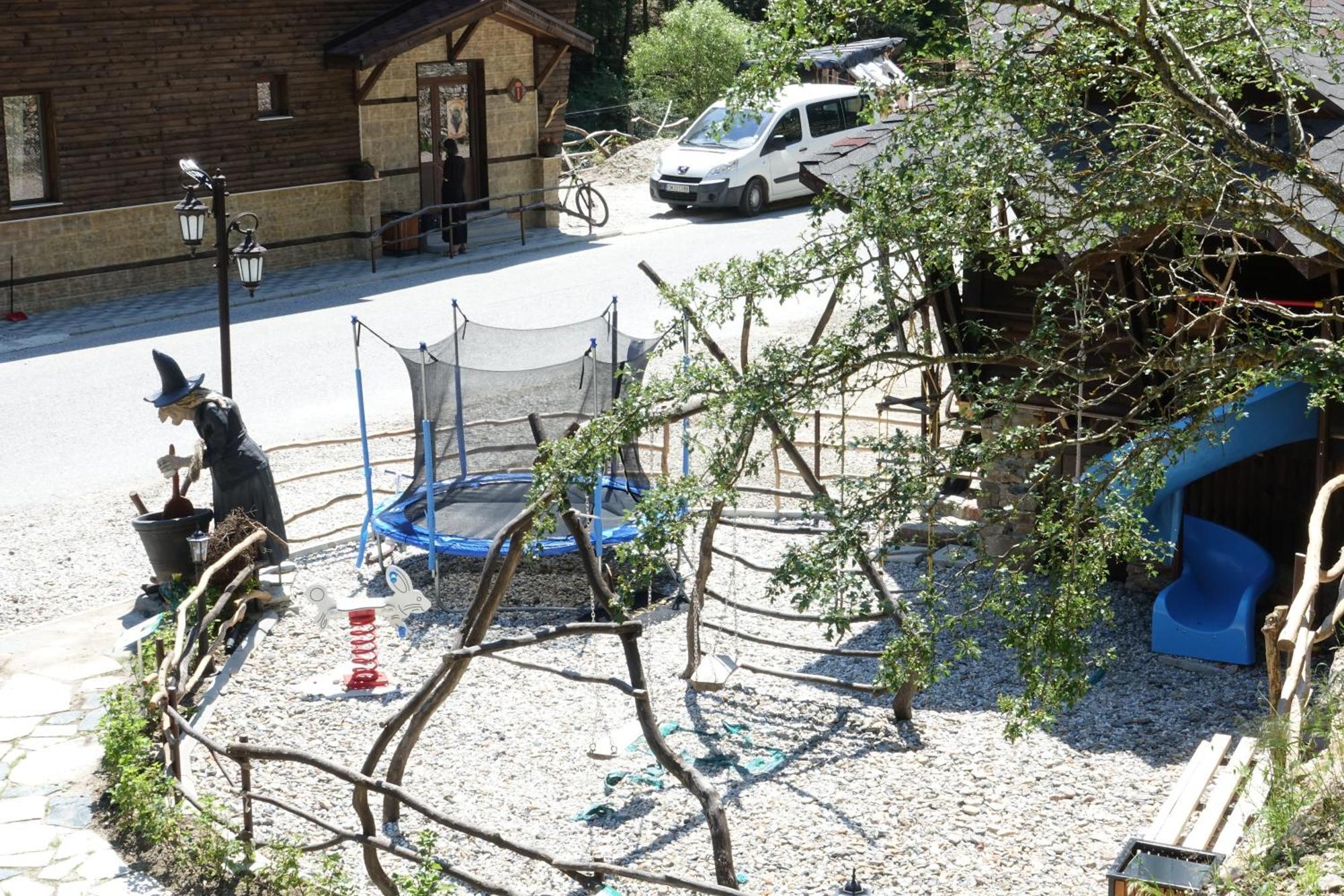 Horlog Castle Hotel Trigrad Bagian luar foto