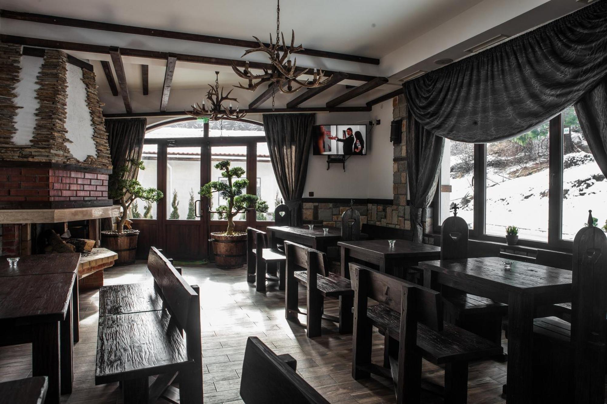 Horlog Castle Hotel Trigrad Bagian luar foto